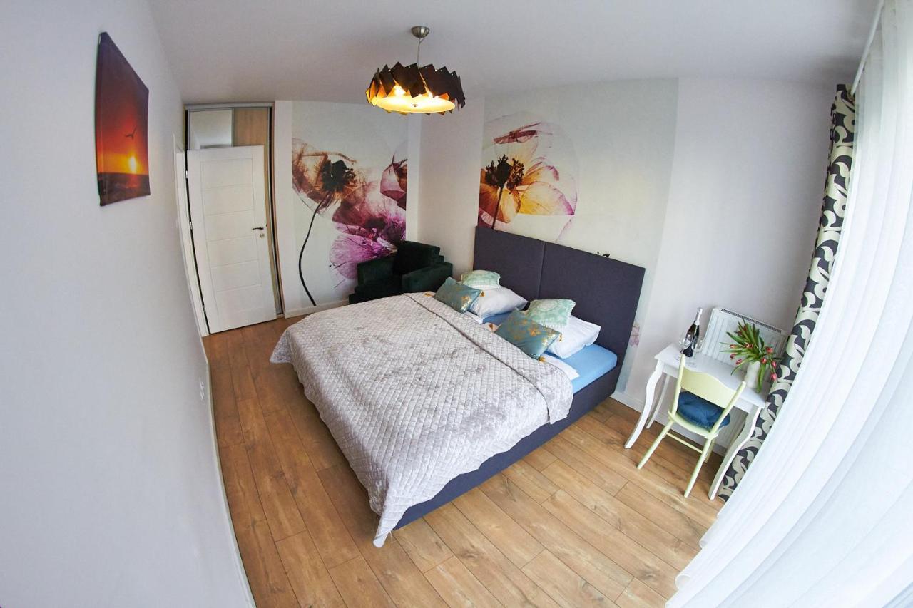 Apartamentyprzymorzu Baltycki Z Miejscem Postojowym I Ogrodkiem 코워브제크 외부 사진