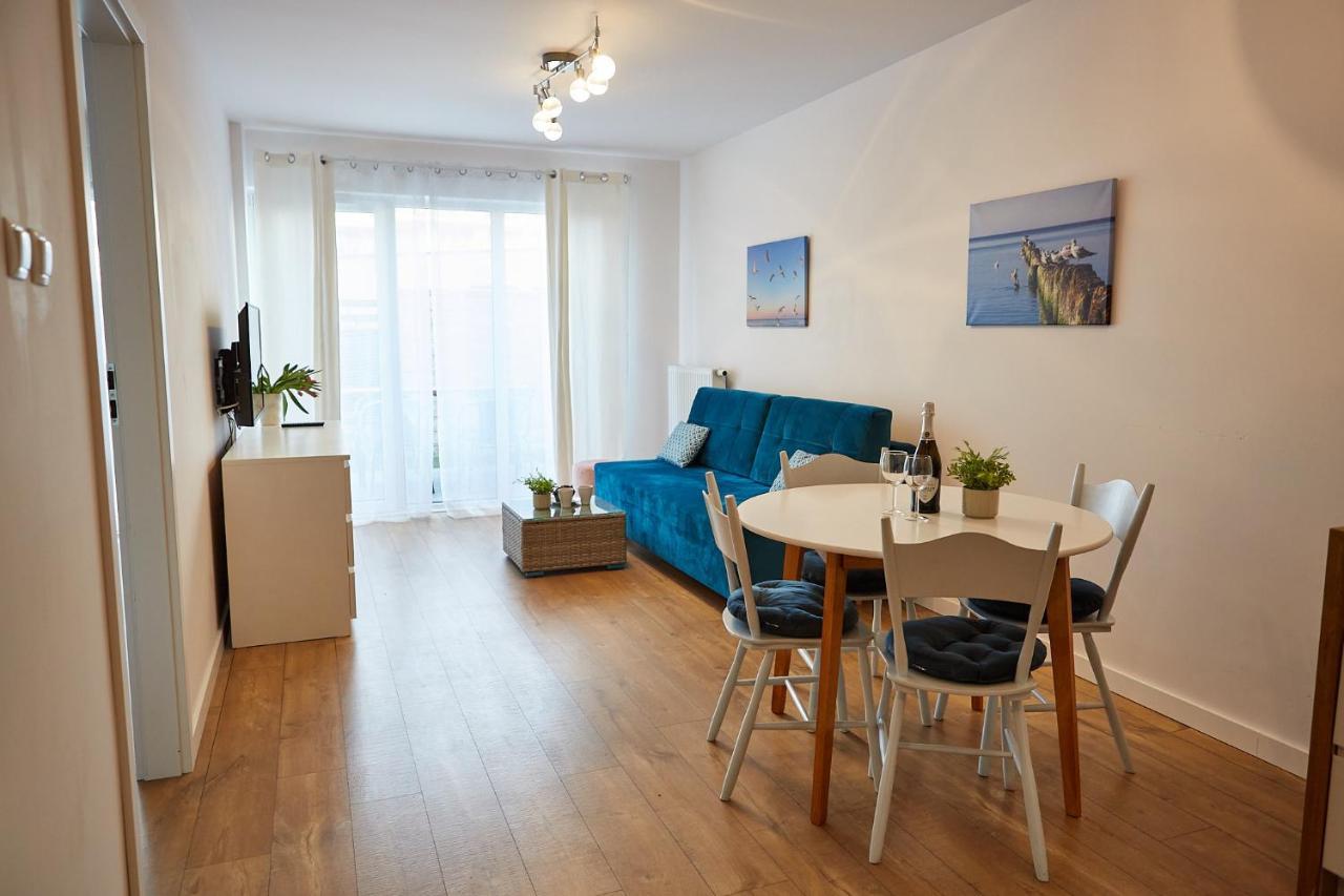 Apartamentyprzymorzu Baltycki Z Miejscem Postojowym I Ogrodkiem 코워브제크 외부 사진
