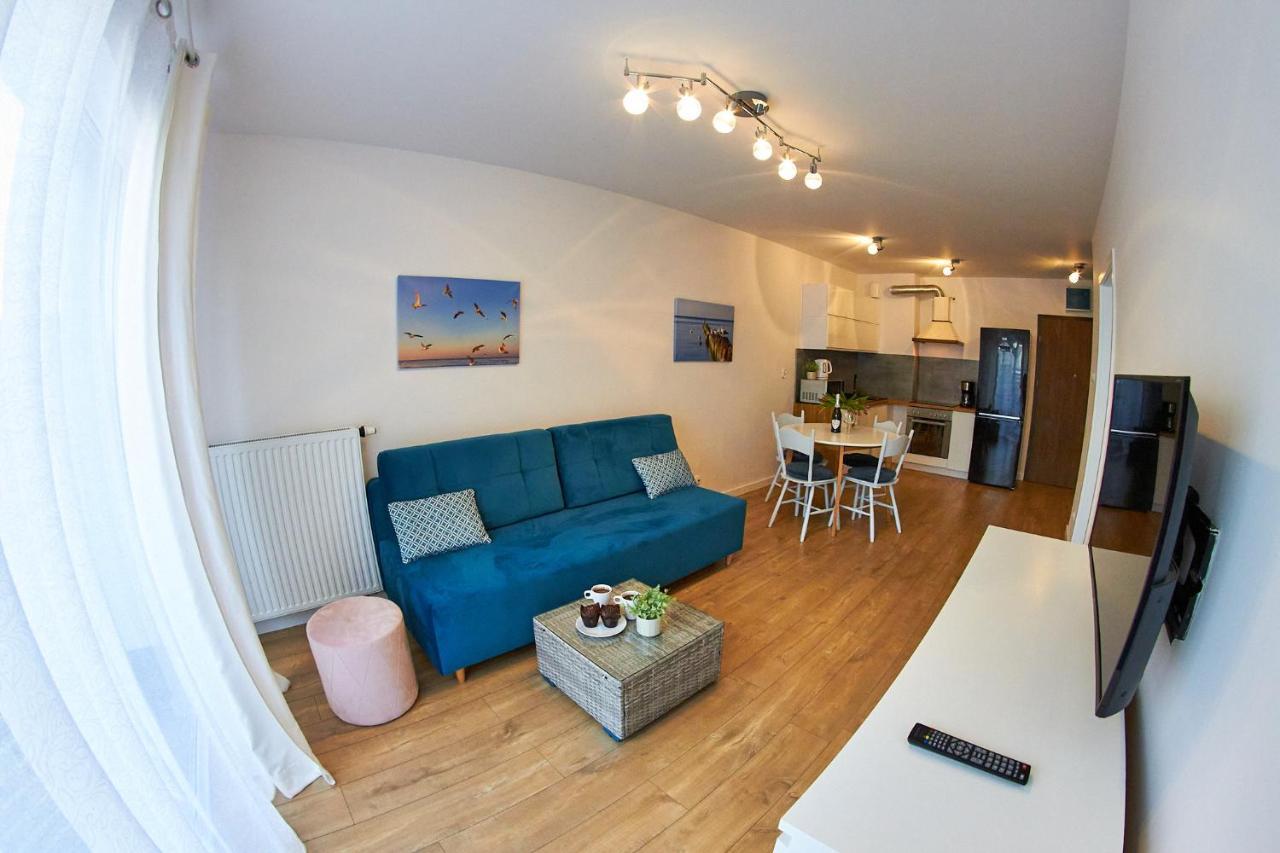 Apartamentyprzymorzu Baltycki Z Miejscem Postojowym I Ogrodkiem 코워브제크 외부 사진